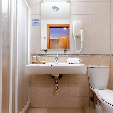 Apartment Alka Vacation No305
